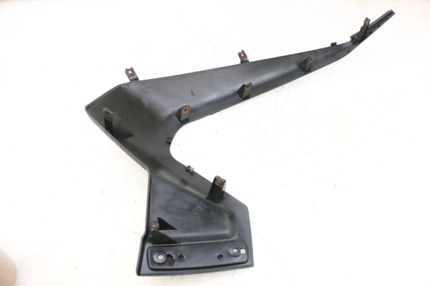 photo de LATERAL DIANTEIRO ESQUERDO YAMAHA XMAX X-MAX 125 (2006 - 2009) - Zoom do estado de desgaste