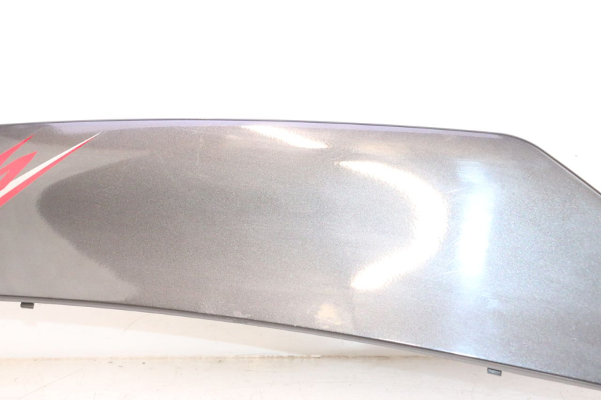 photo de PAINEL LATERAL DIANTEIRO ESQUERDO YAMAHA YZF R6 600 (2008 - 2009) - Zoom do estado de desgaste
