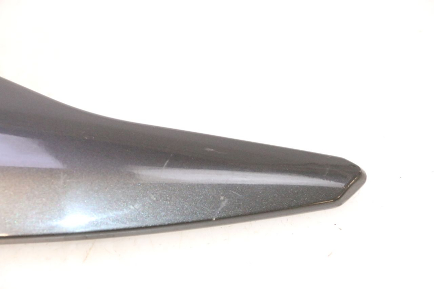 photo de PAINEL LATERAL DIANTEIRO ESQUERDO YAMAHA YZF R6 600 (2008 - 2009) - Pontos de fixação