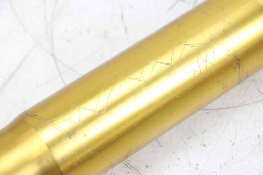 photo de FORQUILHA SUZUKI GSXR GSX-R 1000 (2003 - 2004) - Detalhe da peça
