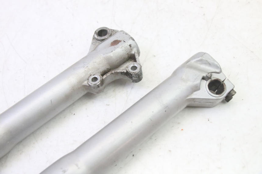 photo de FORQUILHA PIAGGIO LIBERTY 4T 50 (2009 - 2015) - Pontos de fixação
