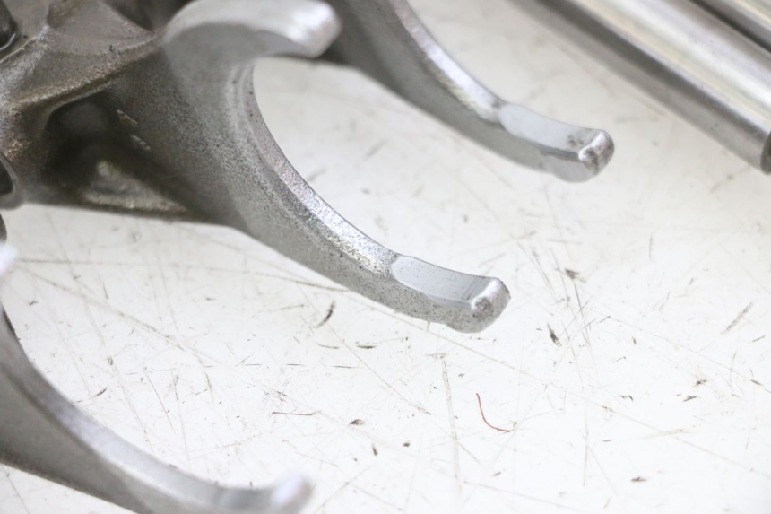 photo de GARFO DE CAIXA KAWASAKI KX F KXF 450 (2009 - 2011) - Outro ângulo de visão