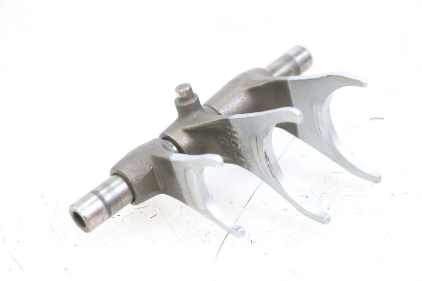 photo de GARFO DE CAIXA HONDA TRX 300 (1988 - 2000) - Zoom do estado de desgaste
