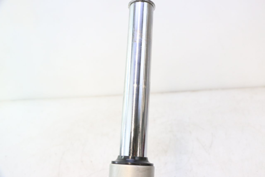 photo de MANGA DE GARFO SUZUKI BURGMAN 125 (2007 - 2014) - Zoom do estado de desgaste