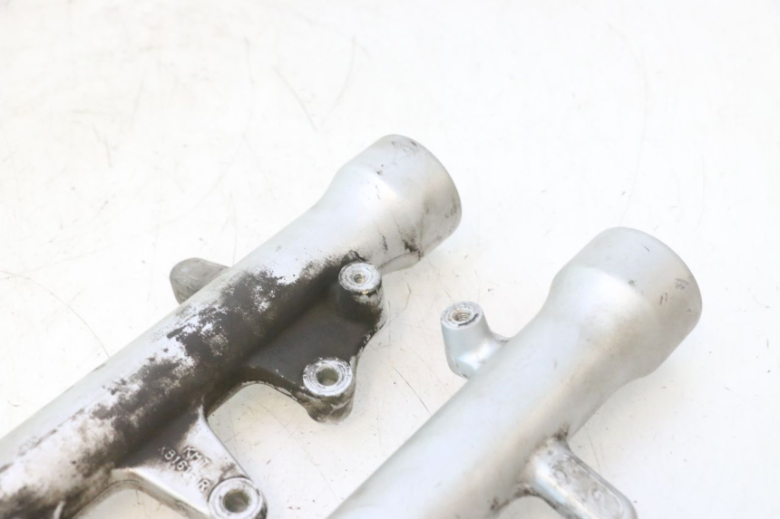 photo de MANGA DE GARFO SUZUKI BURGMAN 125 (2007 - 2014) - Detalhe da peça