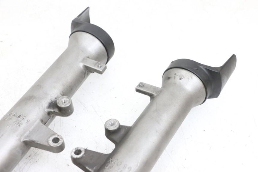 photo de GUARDA-POEIRA DA SUSPENSÃO DIANTEIRA SUZUKI BURGMAN EXECUTIVE ABS 650 (2006 - 2012) - Peça verificada