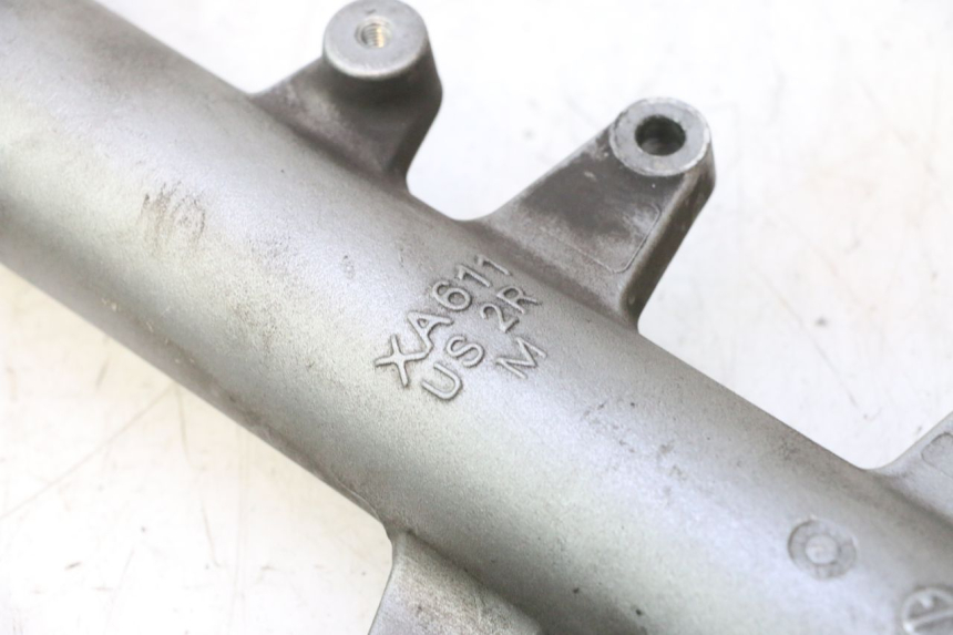 photo de GUARDA-POEIRA DA SUSPENSÃO DIANTEIRA SUZUKI BURGMAN EXECUTIVE ABS 650 (2006 - 2012) - Outro ângulo de visão