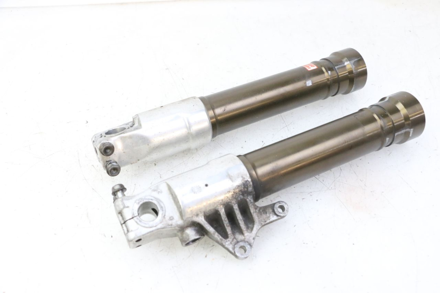 photo de GUARDA-POEIRA DA SUSPENSÃO DIANTEIRA HONDA CBR RR FIREBLADE 900 (1992 - 1994) - Outro ângulo de visão