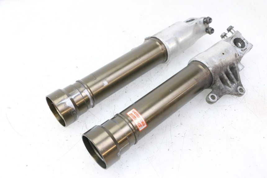 photo de GUARDA-POEIRA DA SUSPENSÃO DIANTEIRA HONDA CBR RR FIREBLADE 900 (1992 - 1994) - Vista geral