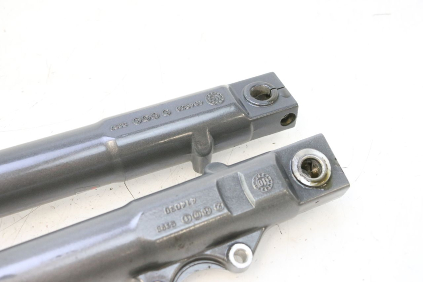 photo de MANGA DE GARFO HM HONDA CRM DERAPAGE RR 50 (2006 - 2017) - Zoom do estado de desgaste