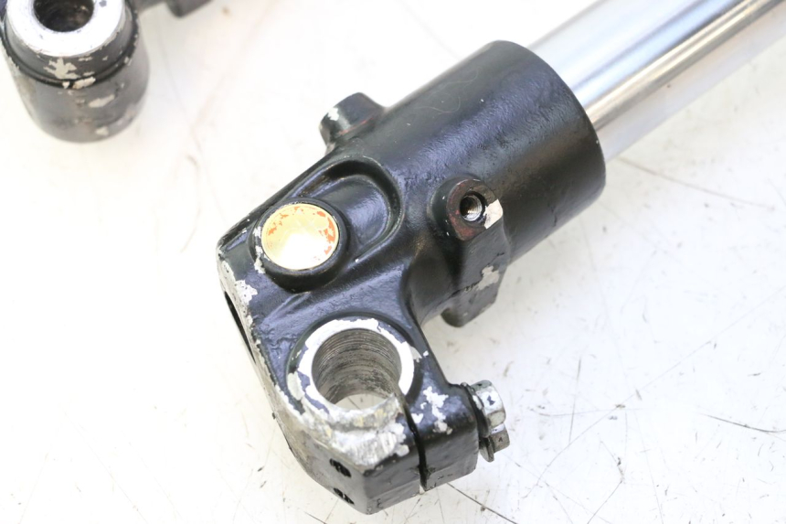 photo de MANGA DE HORQUILLA HM HONDA DERAPAGE 50 (2007 - 2009) - Detalhes característicos