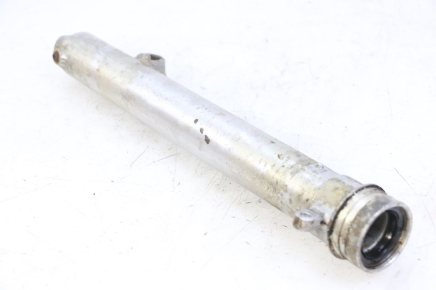 photo de GUARDA-PÓ DA FORQUILHA DIREITA HONDA MTX TC02 125 (1987 - 1989) - Outro ângulo de visão