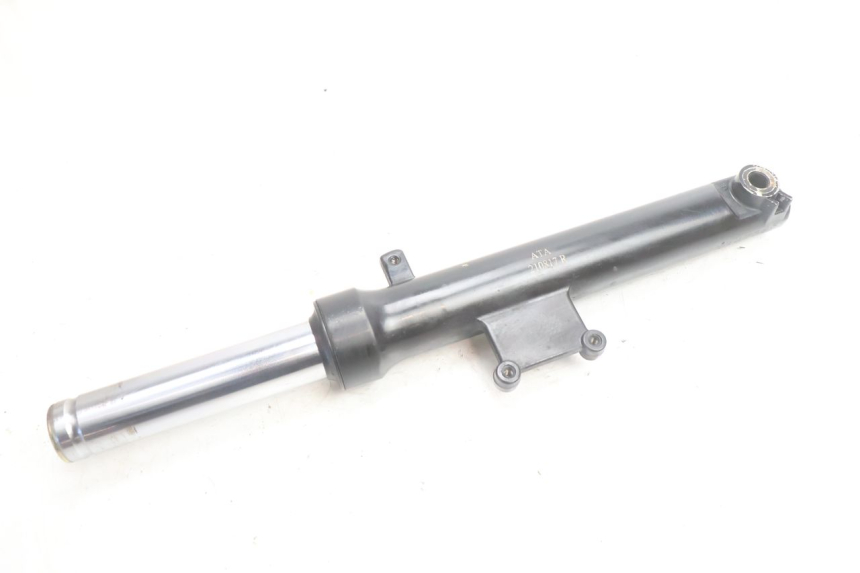 photo de TUBO DE GARFO DIREITO SYM ORBIT III 3 4T 50 (2021 - 2025) - Pontos de fixação