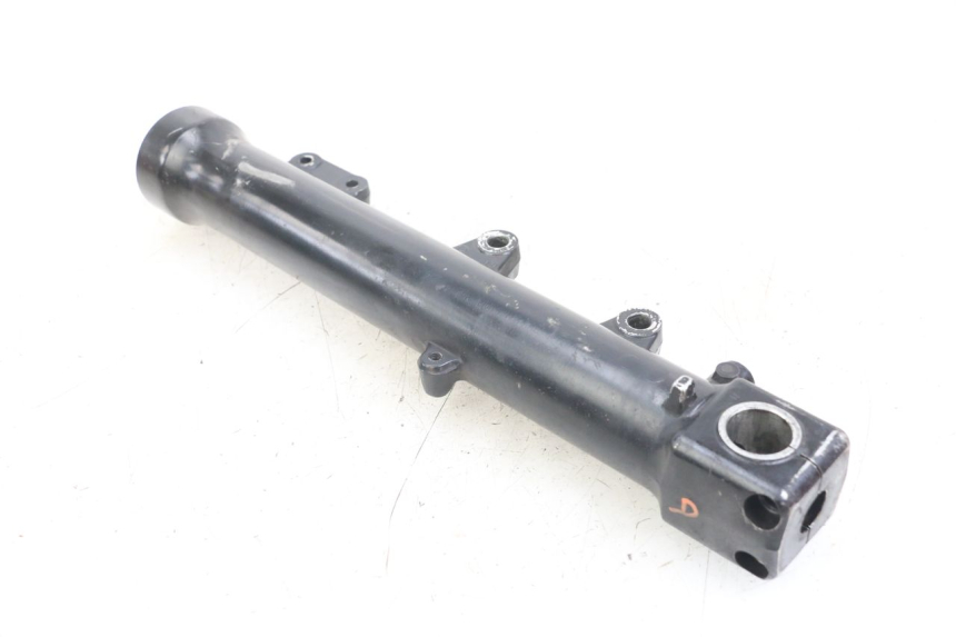 photo de GUARDA-PÓ DA GARFO DIREITO TRIUMPH SPEED TRIPLE T301 900 (1994 - 1996) - Zoom do estado de desgaste