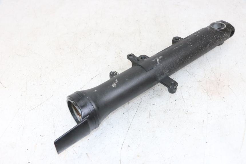 photo de GUARDA-PÓ DA FORQUILHA DIREITA YAMAHA TDM ABS 900 (2002 - 2014) - Outro ângulo de visão