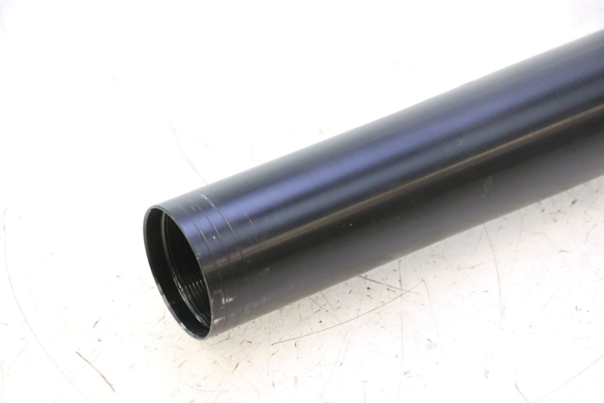 photo de TUBO DE GARFO DIREITO YAMAHA YZF R6 600 (2008 - 2009) - Outro ângulo de visão