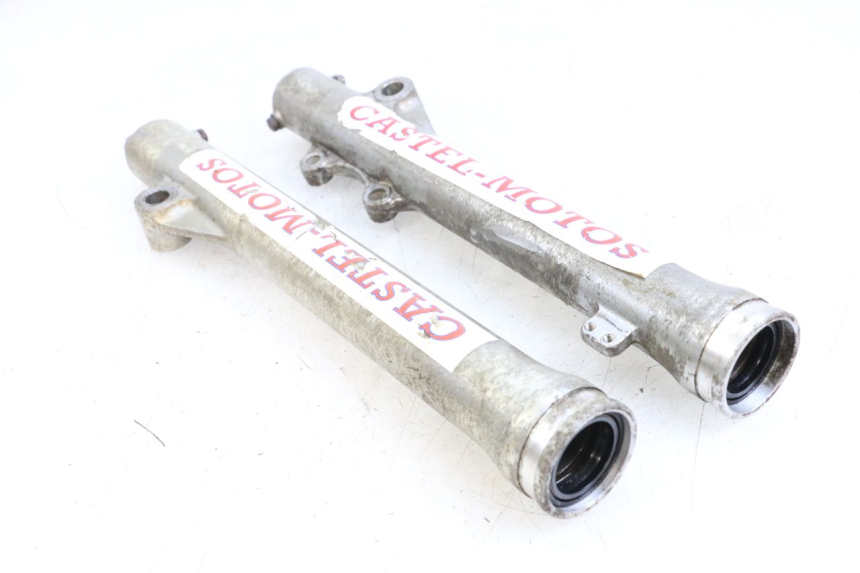 photo de GUARDA-POÓ DA FORQUILHA YAMAHA DTLC 125 (1982 - 1987) - Outro ângulo de visão