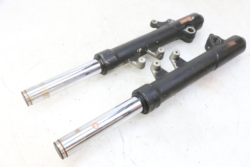 photo de GUARDA-POEIRA DA SUSPENSÃO DIANTEIRA PEUGEOT ELYSTAR 50 (2002 - 2014) - Vista principal
