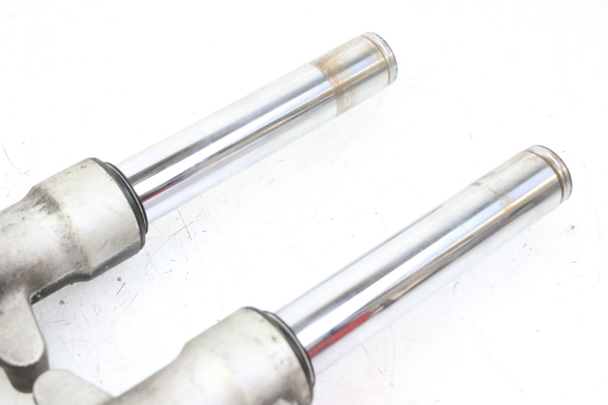 photo de GUARDA-POEIRA DA SUSPENSÃO DIANTEIRA PEUGEOT ELYSTAR 50 (2002 - 2014) - Vista geral