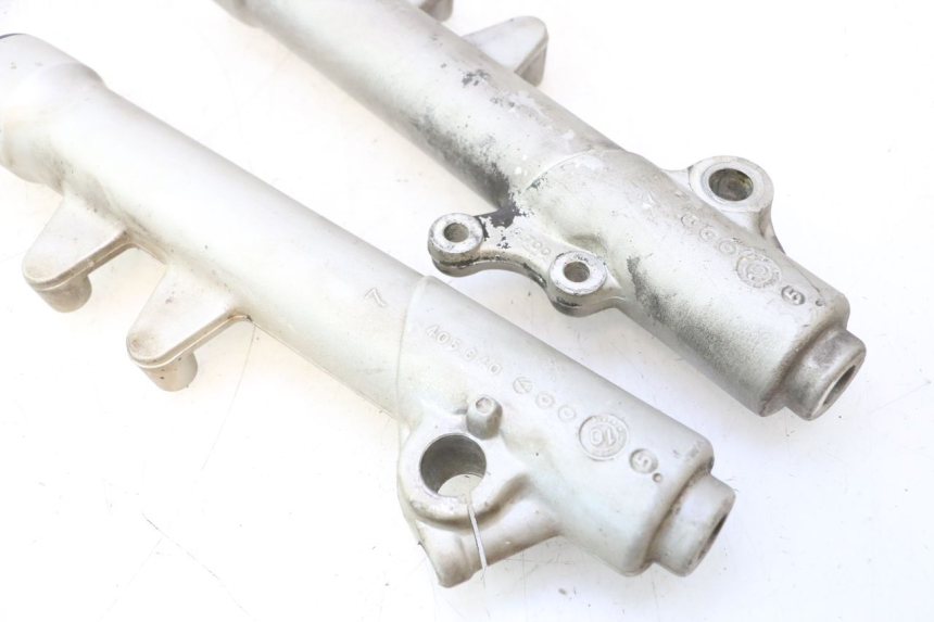photo de GUARDA-POEIRA DA SUSPENSÃO DIANTEIRA PEUGEOT ELYSTAR 50 (2002 - 2014) - Ampliação técnica
