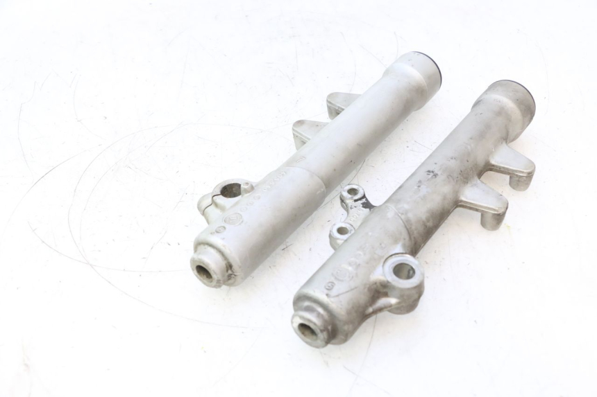 photo de GUARDA-POEIRA DA SUSPENSÃO DIANTEIRA PEUGEOT ELYSTAR 50 (2002 - 2014) - Vista geral