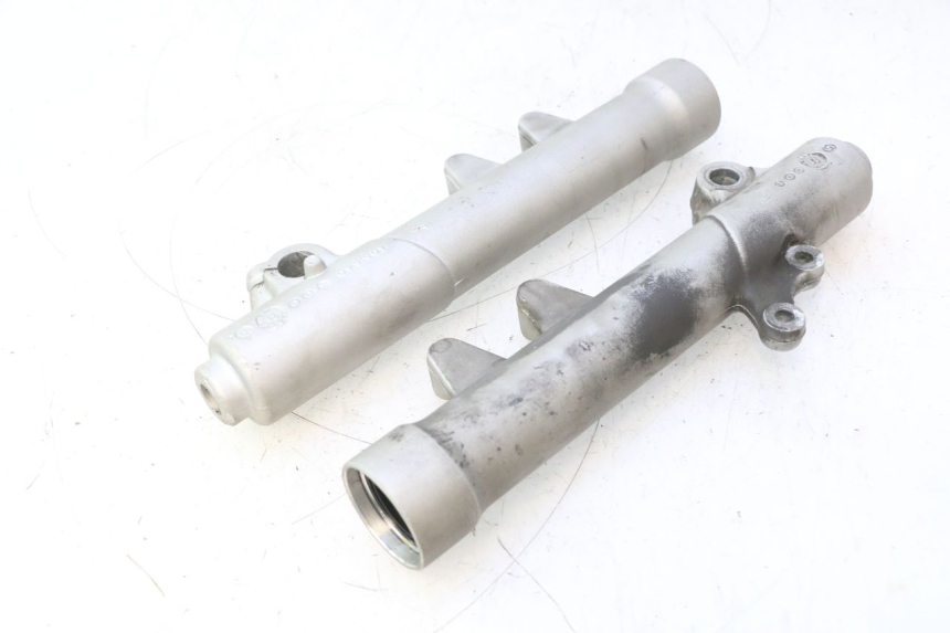 photo de GUARDA-POEIRA DA SUSPENSÃO DIANTEIRA PEUGEOT ELYSTAR 50 (2002 - 2014) - Ampliação técnica