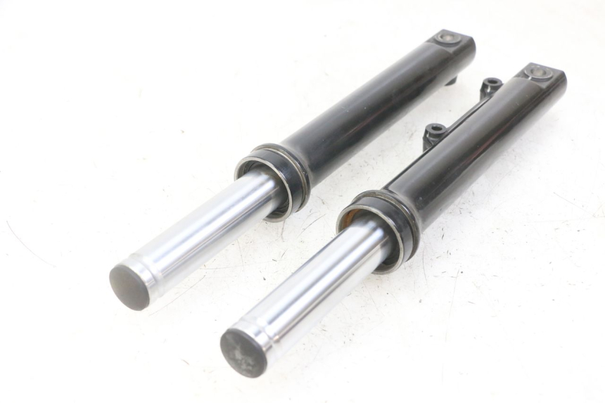 photo de GUARDA-POÓ DA FORQUILHA SYM FIDDLE 3 III 50 (2014 - 2020) - Pontos de fixação