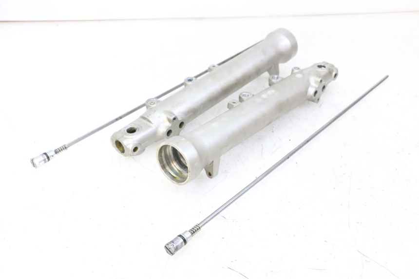 photo de GUARDA-POÓ DA FORQUILHA YAMAHA FJ 36Y 1100 (1984 - 1985) - Detalhes característicos