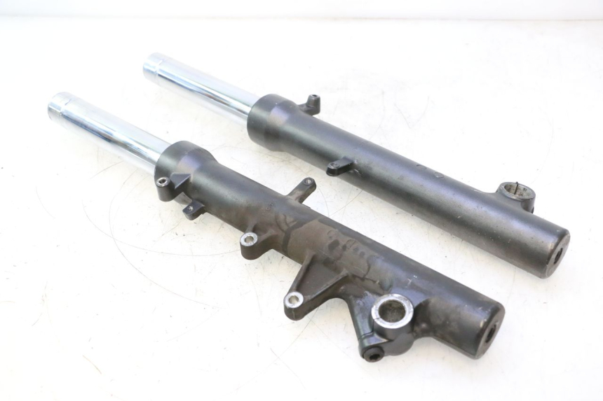 photo de GUARDA-POÓ DA FORQUILHA HONDA FJS SILVER WING SILVERWING 400 (2005 - 2008) - Estado da superfície
