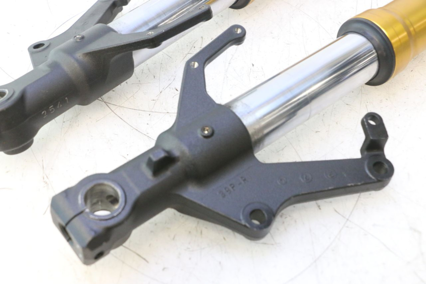 photo de MANGA DE GARFO YAMAHA FZ8 800 (2010 - 2016) - Detalhes característicos