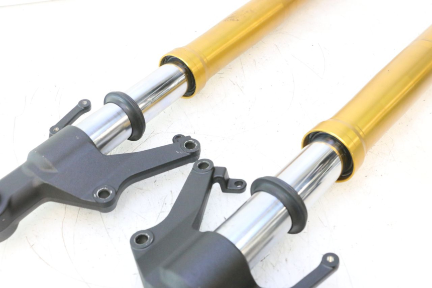 photo de MANGA DE GARFO YAMAHA FZ8 800 (2010 - 2016) - Pontos de fixação