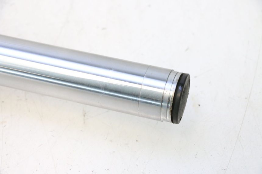 photo de TUBO DE GARFO ESQUERDO YAMAHA BW'S BWS 125 (2010 - 2013) - Outro ângulo de visão