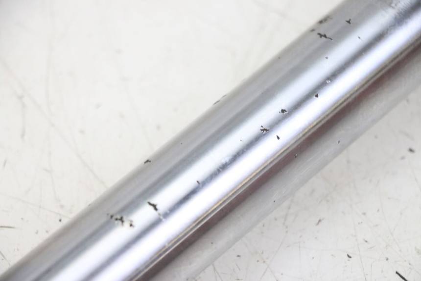 photo de CANOTE DE GARFO ESQUERDO HONDA MTX TC02 125 (1987 - 1989) - Detalhe da peça