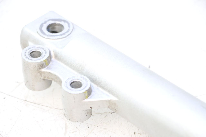 photo de MANGA DE HORQUILLA IZQUIERDA PEUGEOT KISBEE 4T 50 (2010 - 2017) - Pontos de fixação