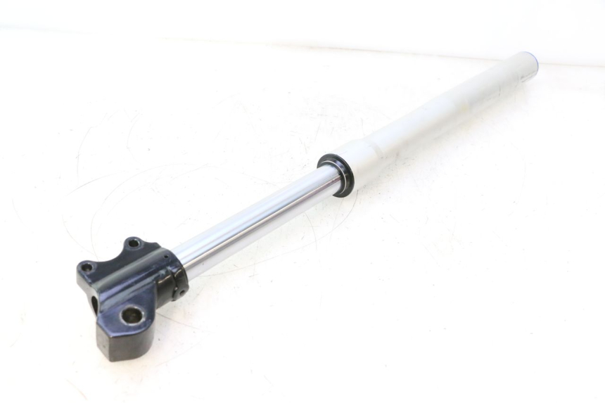 photo de TUBO DE GARFO ESQUERDO APOLLO RFZ 125 - Pontos de fixação