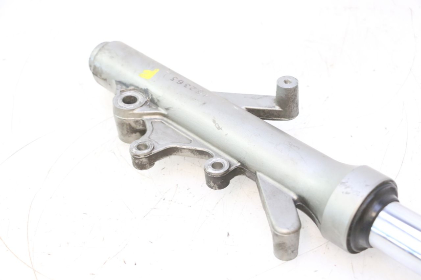 photo de TUBO DE GARFO ESQUERDO YAMAHA YP MAJESTY 125 (1998 - 2001) - Vista do produto
