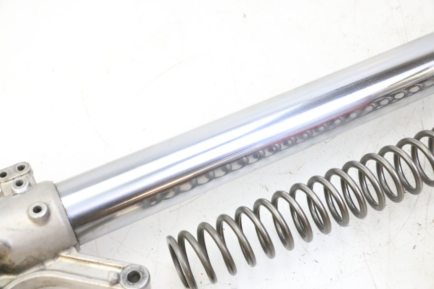 photo de TUBO DE GARFO ESQUERDO YAMAHA YZ 125 (1998 - 2005) - Vista do produto