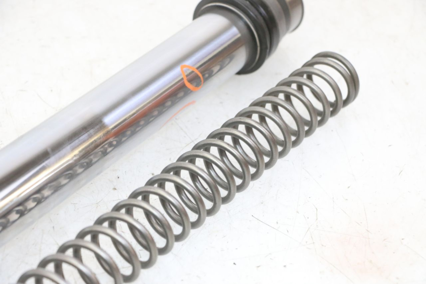 photo de TUBO DE GARFO ESQUERDO YAMAHA YZ 125 (1998 - 2005) - Ampliação dos componentes