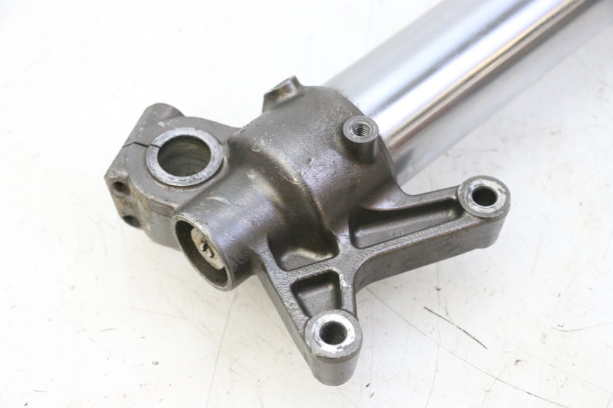 photo de GUARDA-POEIRA GARFO ESQUERDO YAMAHA YZF YZ-F 450 (2014 - 2016) - Peça verificada