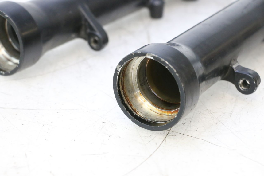 photo de TUBO DE GARFO KAWASAKI GPX F ZX750F 750 (1986 - 1990) - Pontos de fixação