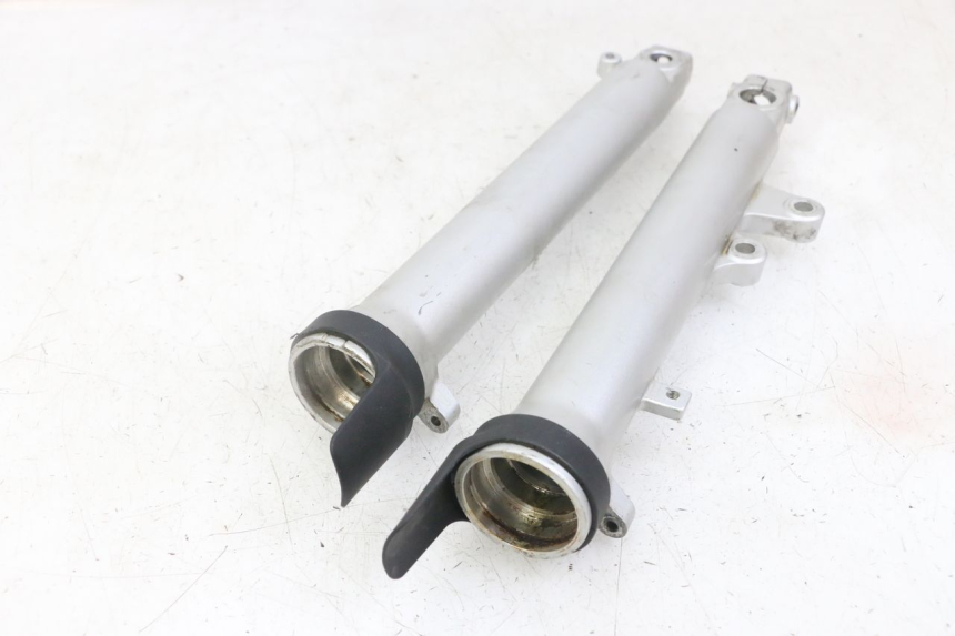 photo de GUARDA-POÓ DA FORQUILHA SUZUKI GS GSE 500 (2001 - 2003) - Detalhe da peça