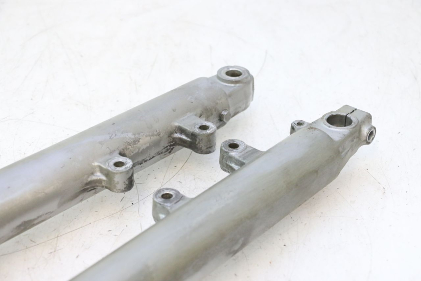 photo de MANGA DE HORQUILLA SUZUKI GSX F GSXF 750 (1988 - 1998) - Estado da superfície