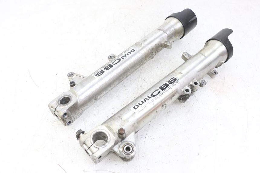 photo de GUARDA-POEIRA DA SUSPENSÃO DIANTEIRA HONDA CBR F 1000 (1993 - 1996) - Ampliação técnica