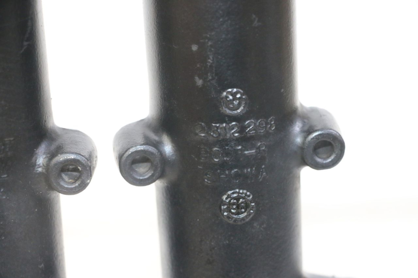 photo de GUARDA-PO DA FORQUILHA BMW K 75 RT 750 (1989 - 1997) - Detalhe da peça
