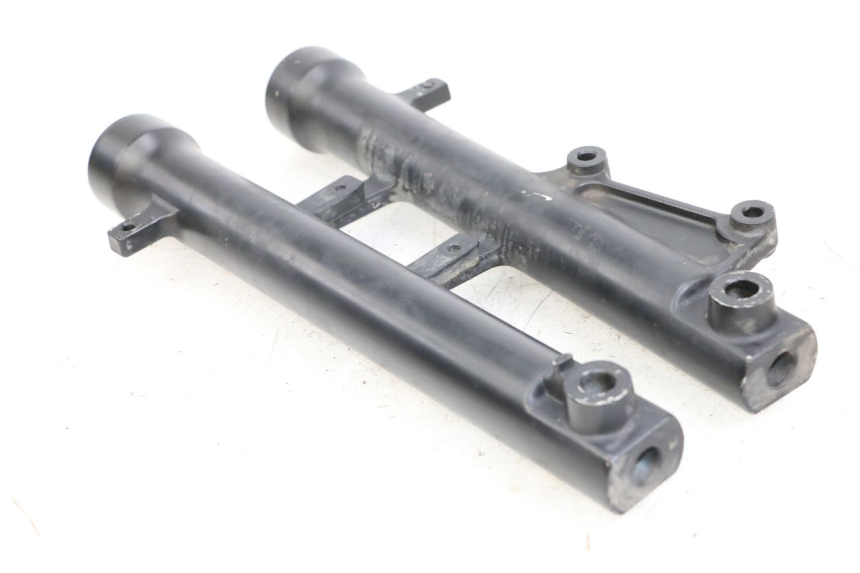 photo de GUARDA-POÓ DA SUSPENSÃO DIANTEIRA KYMCO K-PW K-PIPE 50 (2012 - 2017) - Zoom do estado de desgaste