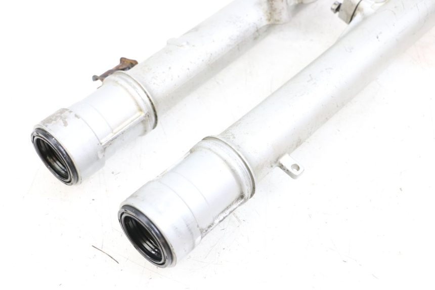 photo de GUARDA-POEIRA DA SUSPENSÃO DIANTEIRA KAWASAKI KDX 125 (1990 - 1991) - Outro ângulo de visão