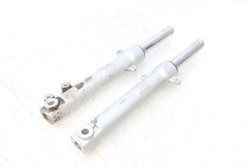 photo de GUARDA-POEIRA DA SUSPENSÃO DIANTEIRA PEUGEOT KISBEE 2T 50 (2010 - 2017) - Ampliação técnica