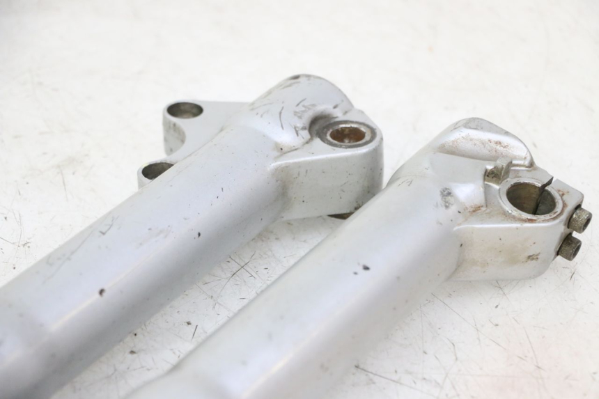 photo de GUARDA-PO DA FORQUILHA PIAGGIO LIBERTY 125 (1998 - 2008) - Ampliação técnica