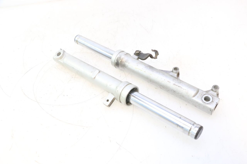 photo de TUBO DE GARFO SYM MIO 50 (2005 - 2010) - Detalhe da peça