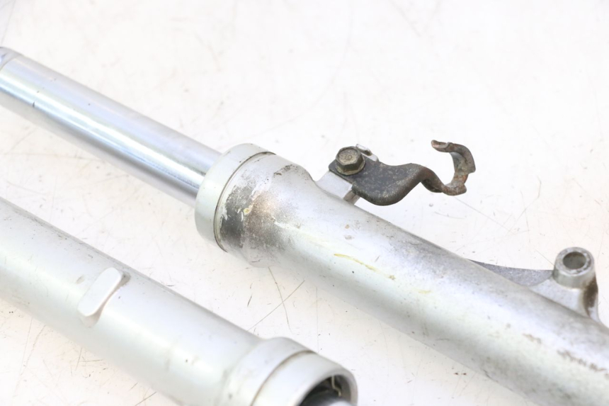 photo de TUBO DE GARFO SYM MIO 50 (2005 - 2010) - Zoom do estado de desgaste